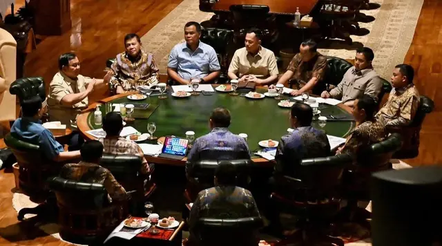 Prabowo Ratas di Hambalang, Bahas Kebakaran Hutan Kalimantan dan Bencana NTT