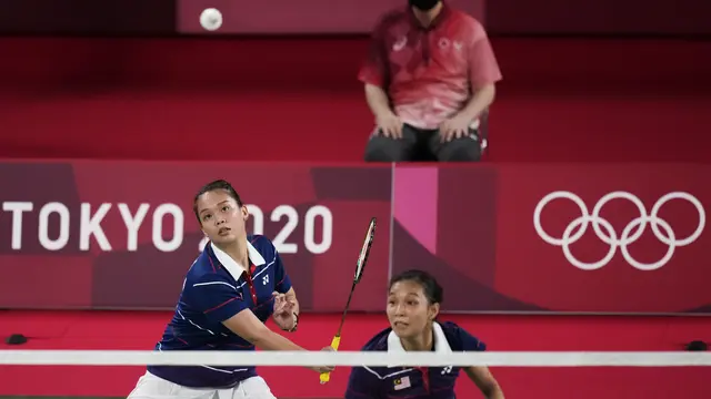Greysia / Apriyani Kalahkan Pasangan Malaysia