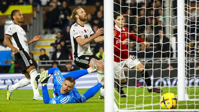 Foto: Melihat Aksi Garnacho Sang Pahlawan, MU Bungkus Fulham di Liga Inggris
