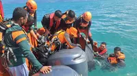Zalsa Ibrahim ditemukan meninggal di Laut Gorontalo, haru warnai proses evakuasi (Arfandi Ibrahim/Liputan6.com)