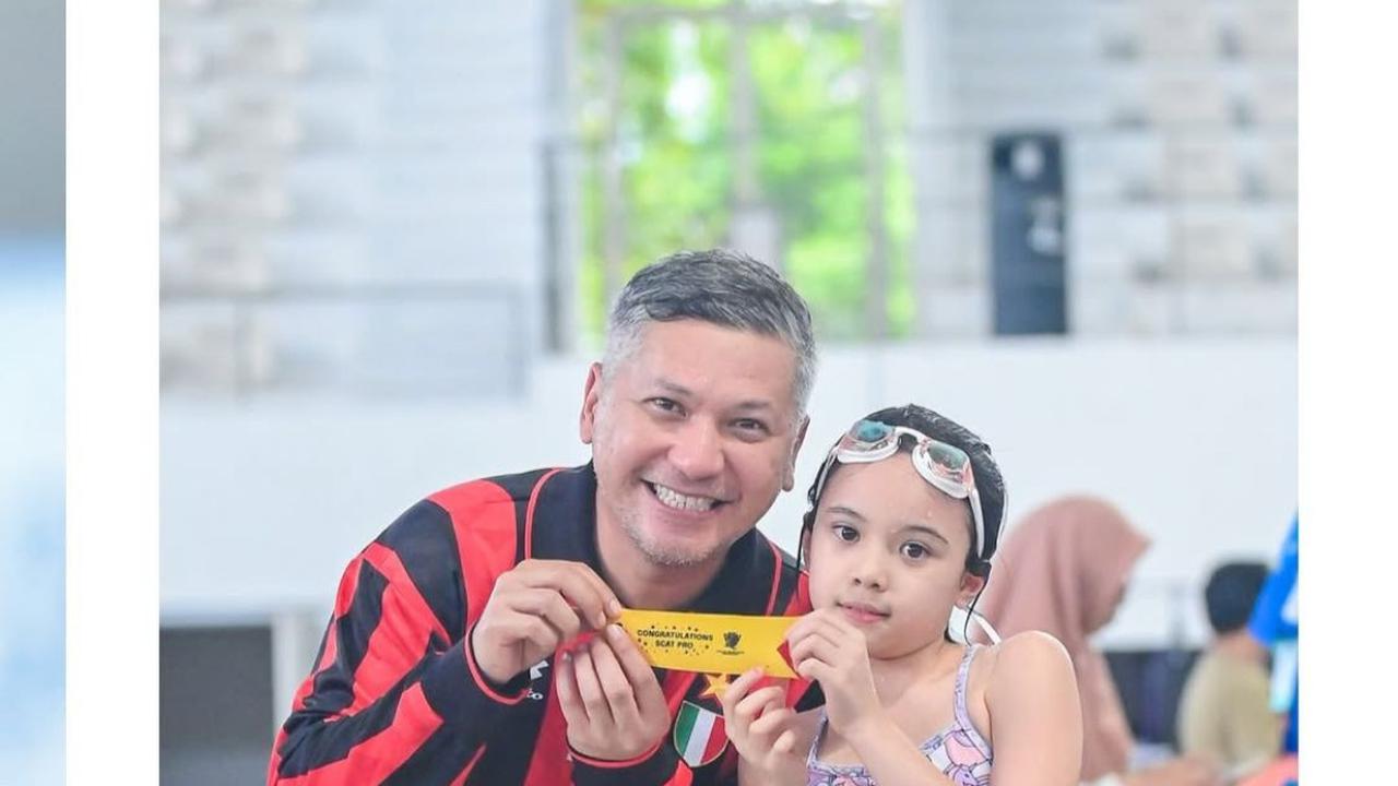 Momen Gading Marten Beri Dukungan untuk Gempita saat Ikut Lomba Renang, "Proud Papa"