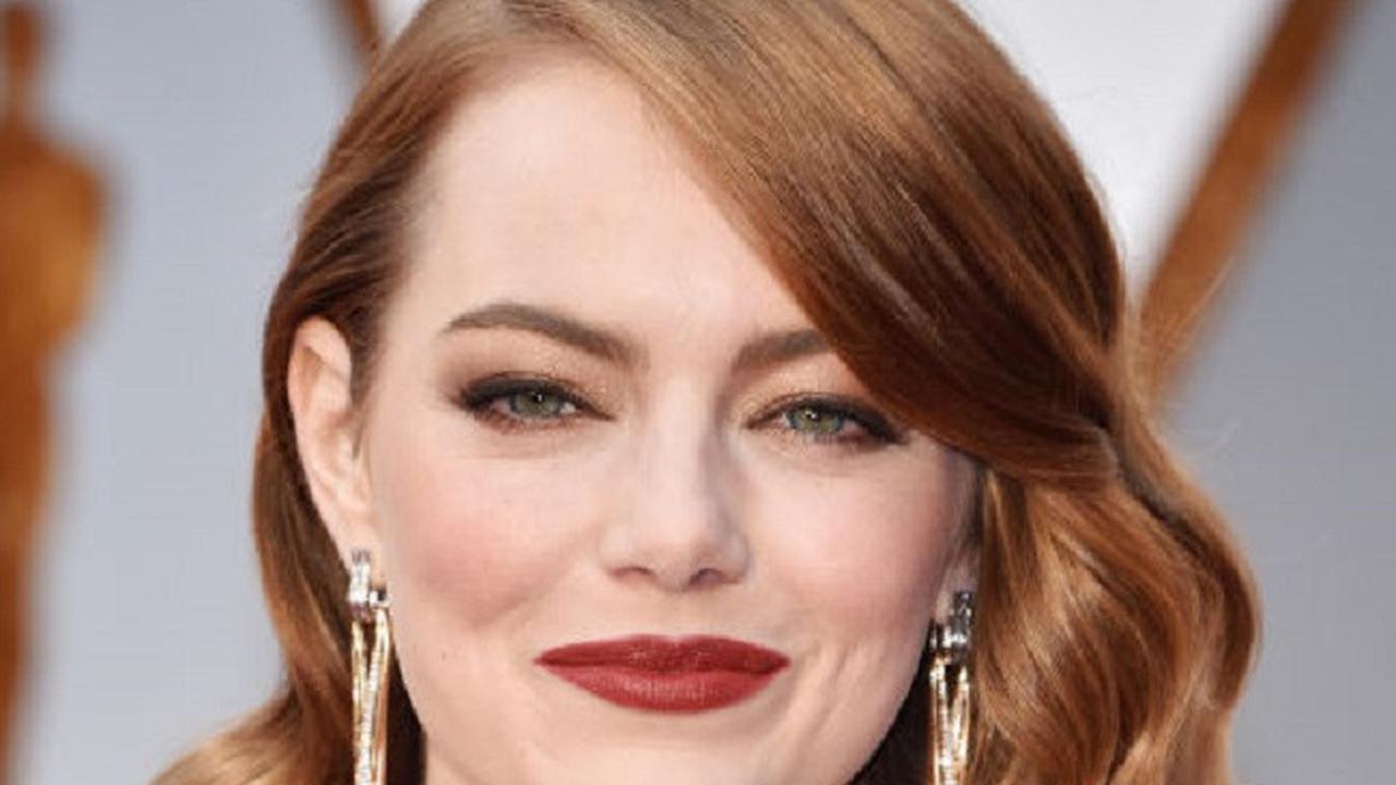 Selain pakaian yang dikenakan para aktris, makeup mereka di Piala Oscar 2017 pun menjadi inspirasi bagi Anda. 