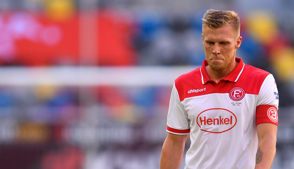 4. Rouwen Hennings (14 gol) - Hennings telah menyumbangkan 14 gol untuk Fortuna Dusseldorf di kompetisi Bundesliga musim ini. Namun sayang, Fortuna berada posisi 16 dan terancam di zona degradasi. (AFP/Marius Becker/pool)