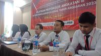 Dalam rangka pengembangan kompetensi dasar di bidang Keprotokolan, sebanyak 7 orang petugas mengikuti Pendidikan dan Pelatihan (Diklat) Protokoler Angkatan II & III.