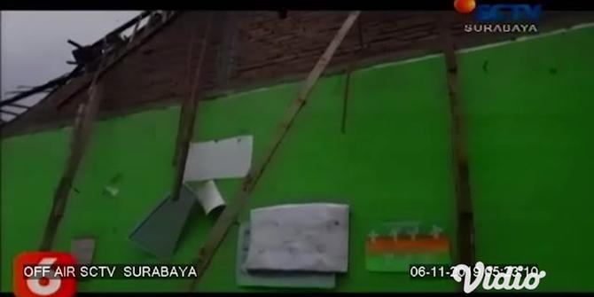 VIDEO: Gedung SDN Babadan 1 Nganjuk Ambruk karena Sudah Lapuk