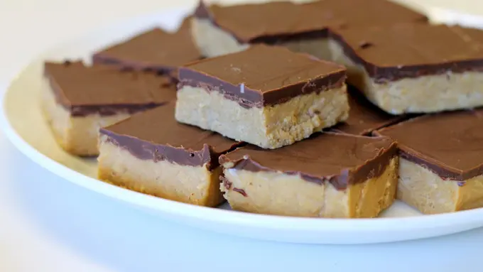 Cokelat Kacang Batangan, Camilan Akhir Pekan Tanpa Dipanggang