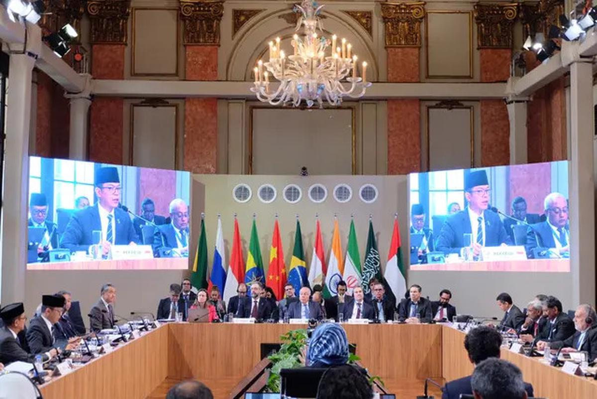 Pemimpin Dunia di BRICS Serukan Perlindungan Data Terkait Pengembangan AI