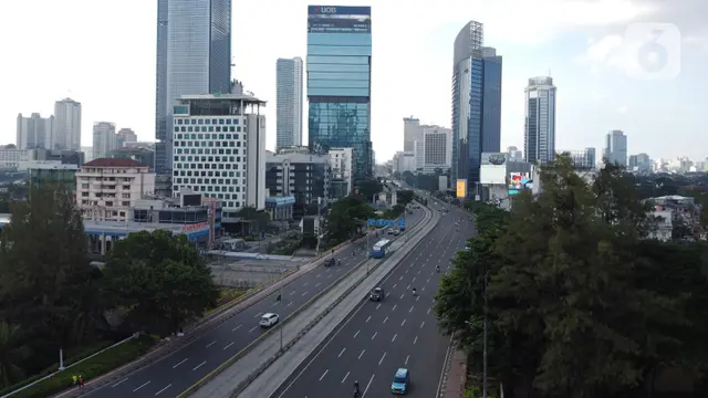 FOTO: Pemprov DKI Jakarta Tindak Perusahaan Pelanggar PSBB