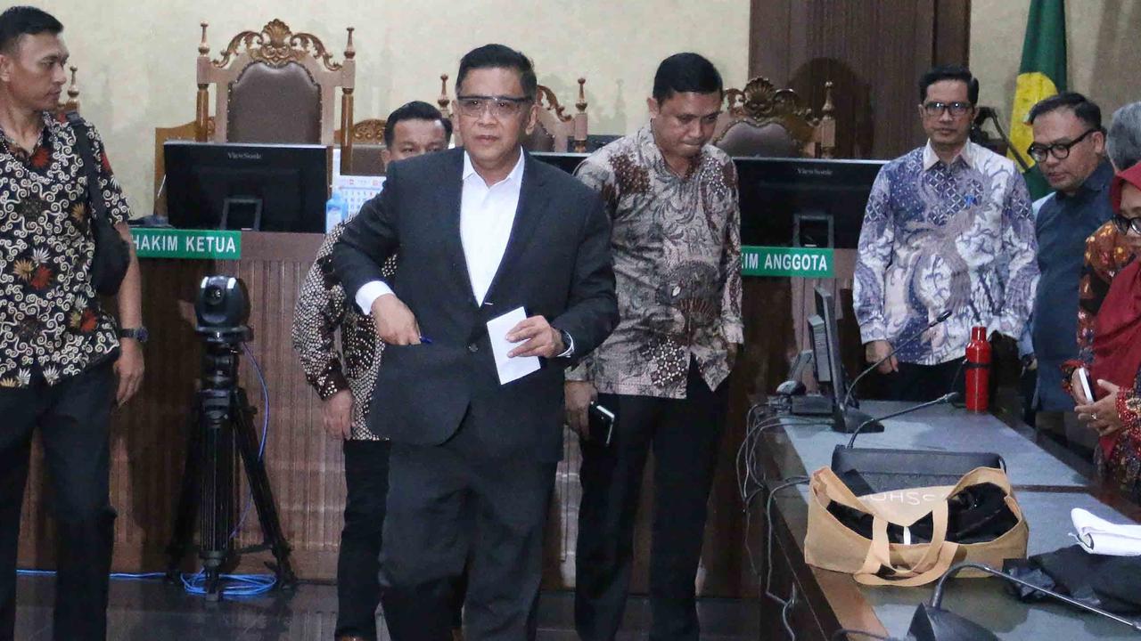 VIDEO: Sidang Vonis Riuh sampai Ketok Palu, Hakim Anggota Pertimbangkan Hasto PDIP Dibebaskan