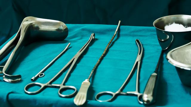 Ilustrasi Operasi Kelamin (iStockphoto)