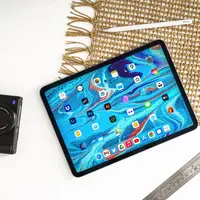 ilustrasi cara membuat undangan pernikahan online/Jeremy Bezanger/unsplash