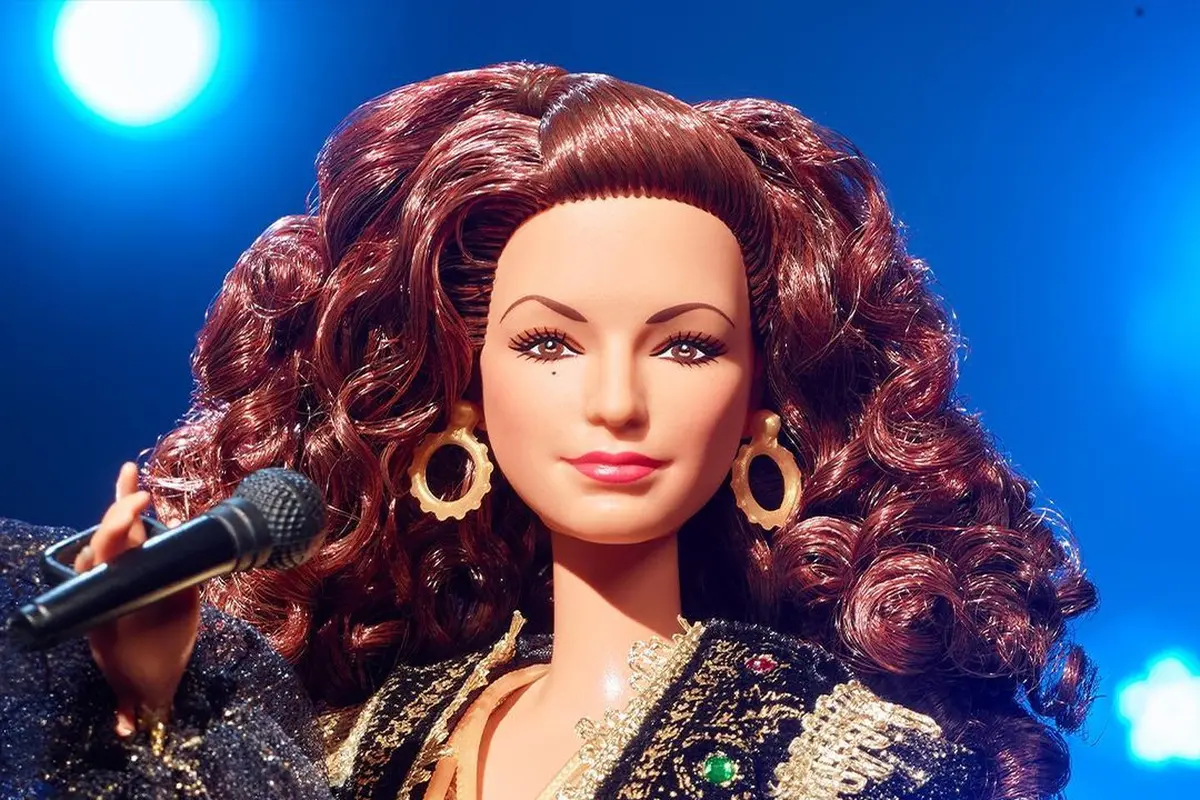 Boneka Barbie Gloria Estefan