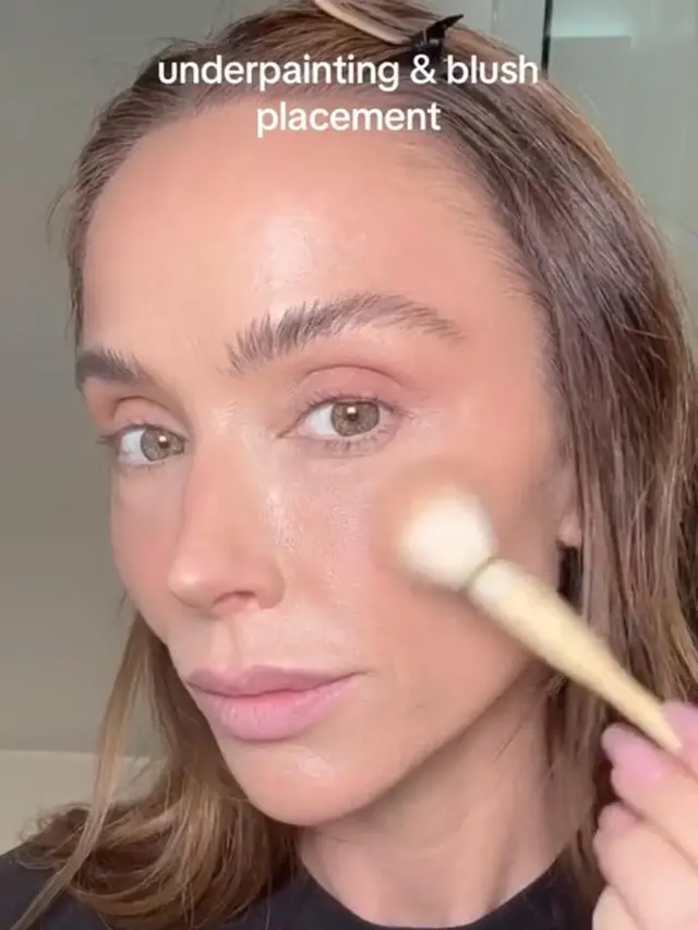 Cara Membuat Underpainting Makeup dari MUA Kendall Jenner & Hailey Bieber, Kunci Tampil Flawless Natural