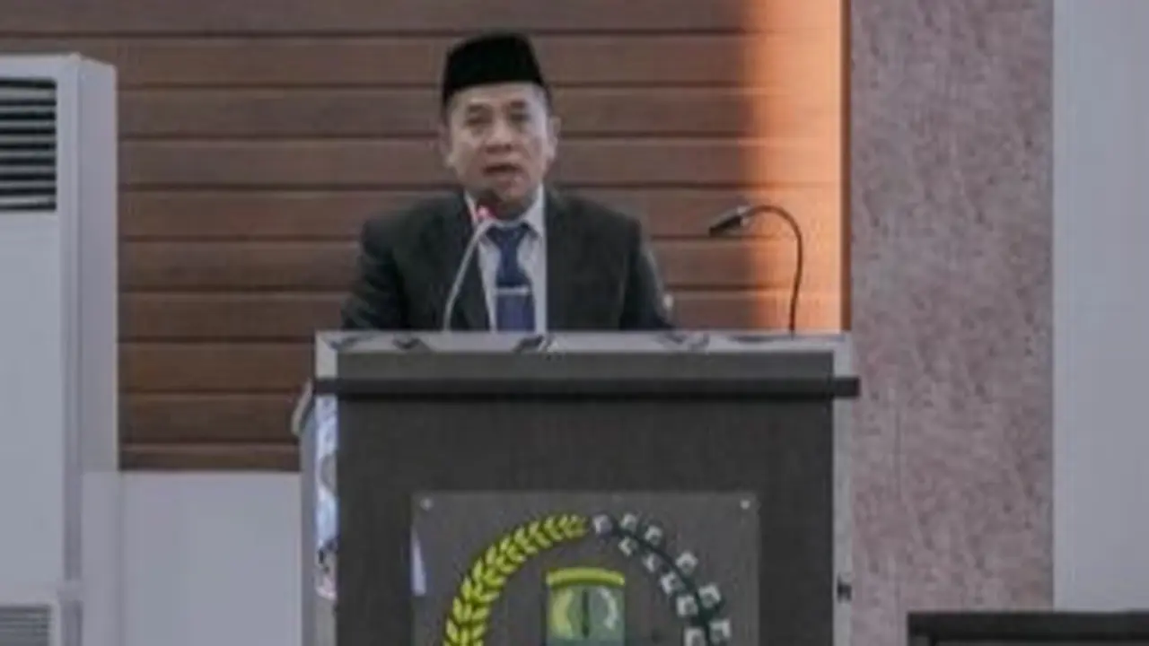 Bupati Karawang Aep Syaepuloh.