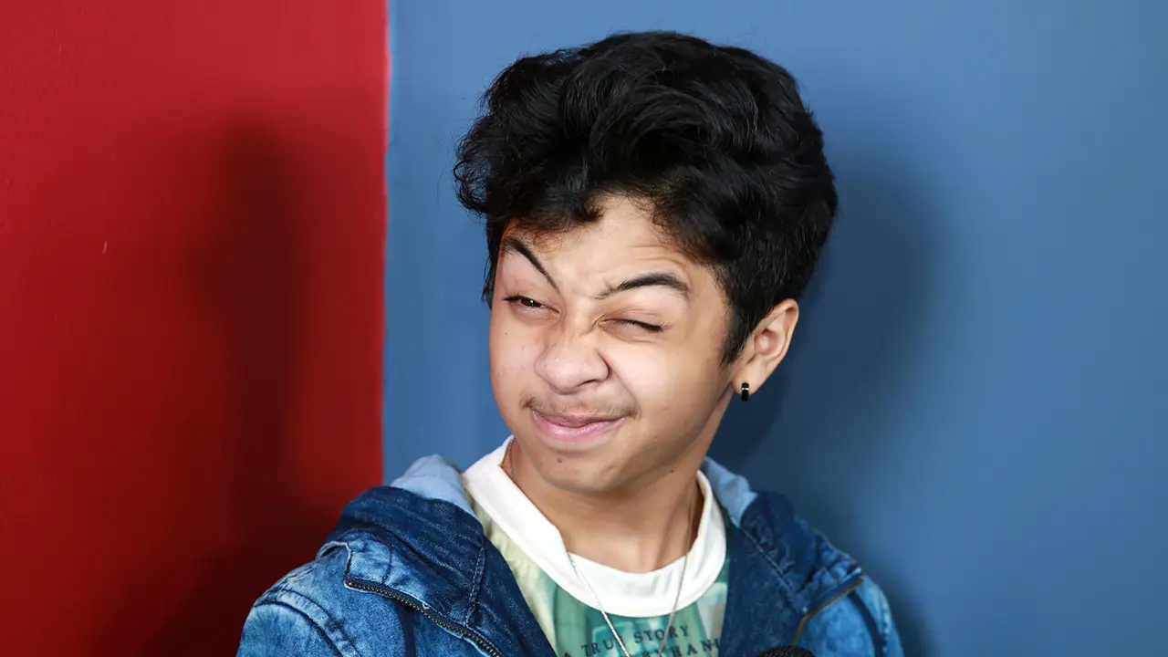 [Bintang] Bastian Steel 