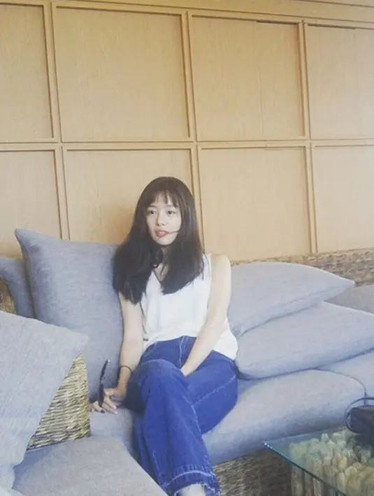 Keputusan Sunhwa meninggalkan SECRET karena ia berniat melanjutkan karirnya dengan fokus berperan di bidang akting. Hal ini dibenarkan TS Entertainment yang mengeluarkan pernyataan pada halaman resminya. (Instagram/sunhwadaily)
