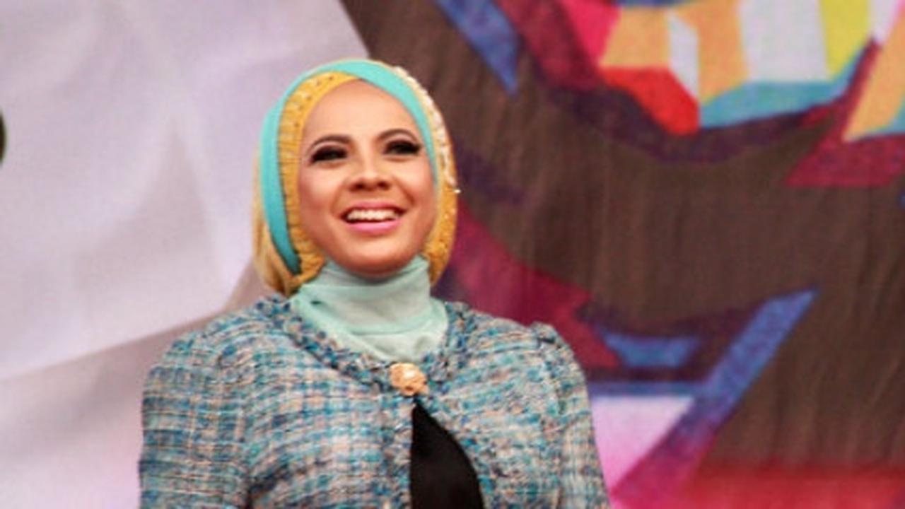Berbagi dengan sesama, Devia Sherly tak takut miskin