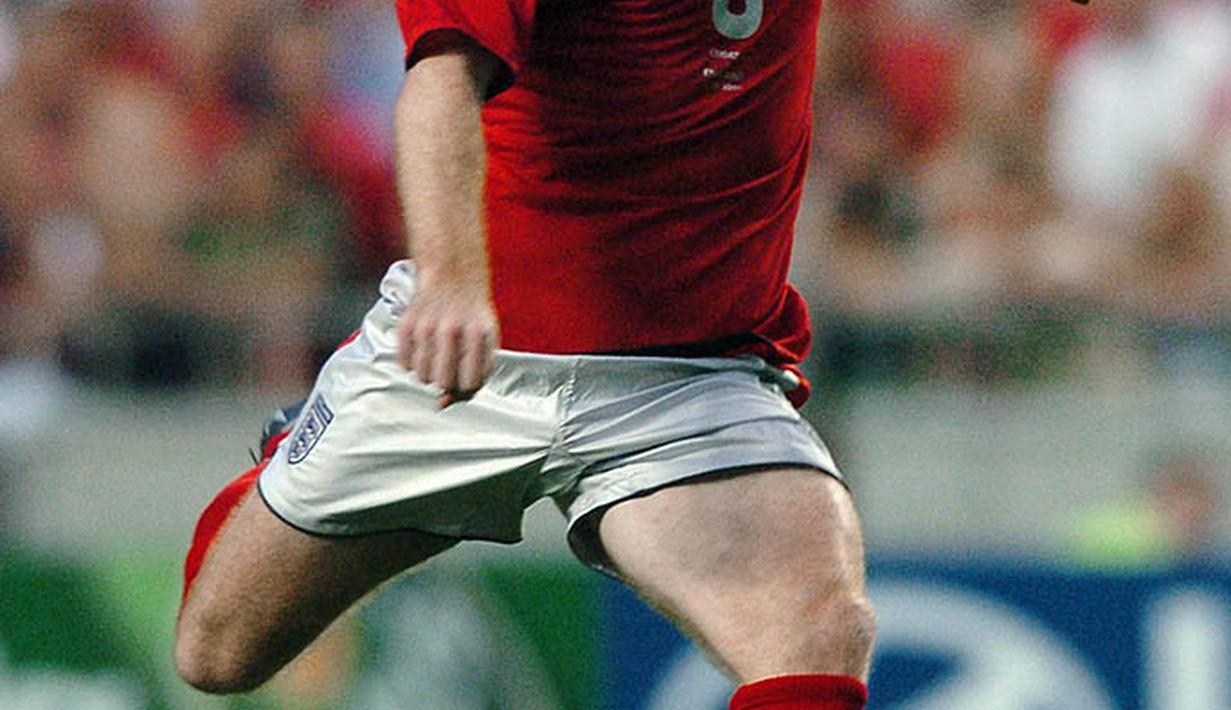 7. Paul Scholes (Inggris) -  Sepanjang karier meraih gelar 11 Liga Inggris, empat Piala FA dan dua Liga Champions. Namun bersama timnasnya, gelandang kreatif ini belum pernah meraih prestasi puncak termasuk pada gelaran Piala Eropa. (AFP/Paul Barker)