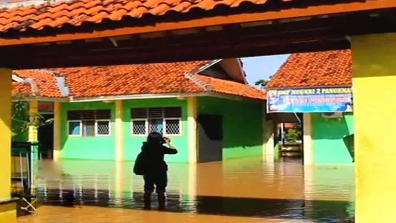 Sekolah-Banjir