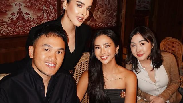 Momen Tasya Farasya Kumpul dengan Beauty Owner. (instagram/tasyafarasya)