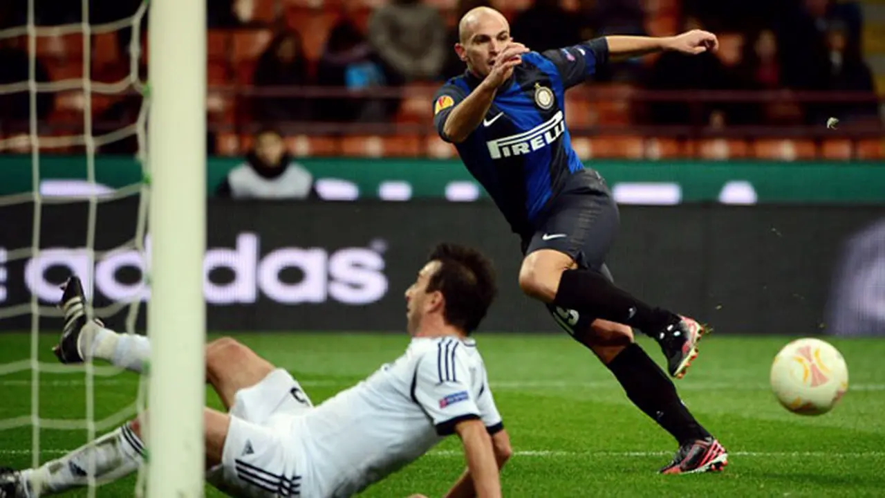 intermilan-neftchi-121207-logo.jpg