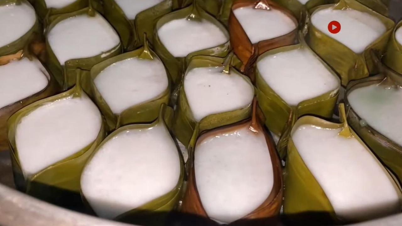 Dibungkus Daun Pisang dengan Rasa Manis Gurih Tradisional