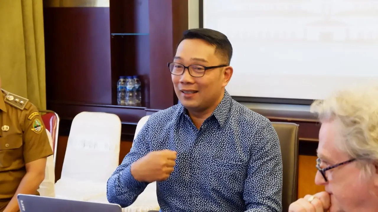 Gubernur Emil menjelaskan soal Ulama Jabar yang ada di Inggris