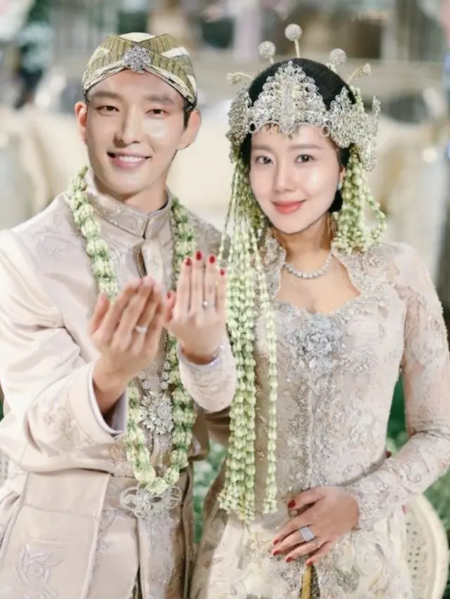 Editan Foto 6 Pasang Artis Korea Jika Menikah di Indonesia Ini Kocak