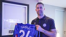 Mantan bek Chelsea, Gary Cahill datang ke Jakarta dalam acara The Famous CFC Goes to Jakarta. Agenda itu digelar di Hotel Ascott, Jakarta, Sabtu (29/11/2025). (Bola.com/Abdul Aziz)