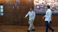 Seskab Teddy Ungkap Isi Pertemuan dengan Haji Isam