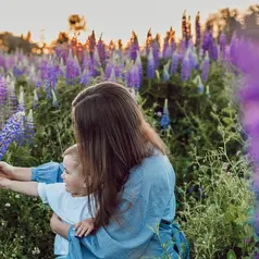 Menurut dokter perkembangan dan perilaku anak, ini waktu yang tepat mengenalkan warna pada balita. (Foto: Unsplash.com/Iiana Mikah).