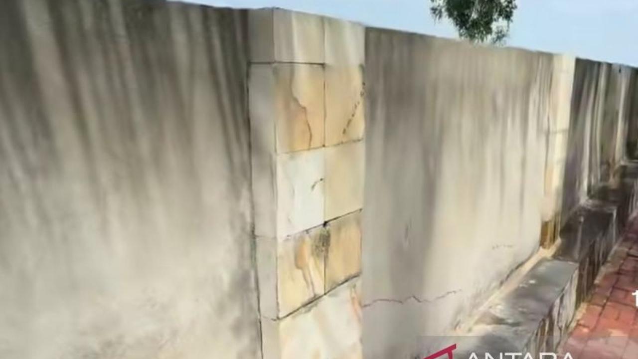 Legislator Desak Perbaikan Tanggul Pantai Mutiara Dipercepat Antisipasi Banjir Rob