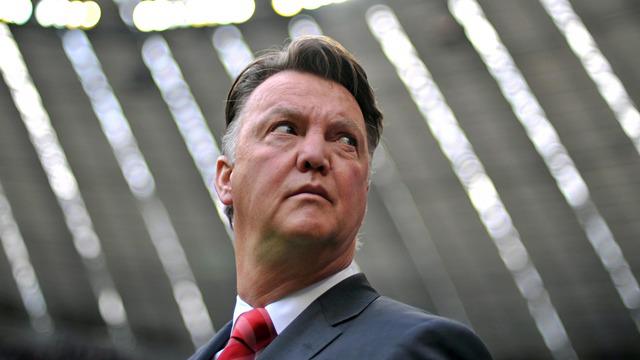 Louis van Gaal manajer Manchester United membantah bahwa klubnya pernah tertarik melakukan pembelian Pedro dari Barcelona.