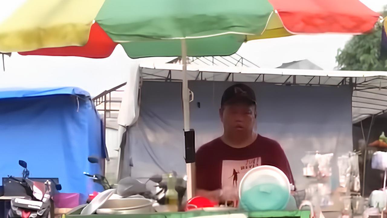 Ada Mi Ayam Viral Seporsi Rp3 Ribu di Bekasi, Begini Cerita di Baliknya