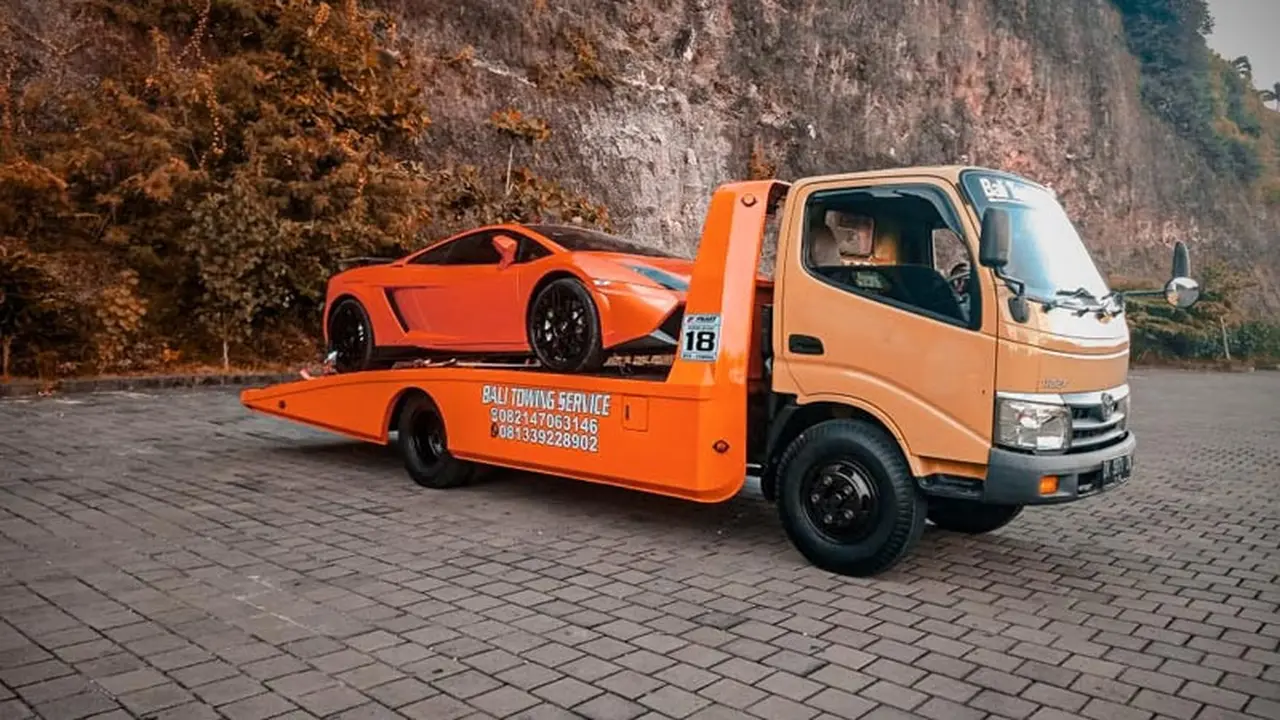 Jasa towing sangat dibutuhkan saat kondisi darurat (ist)