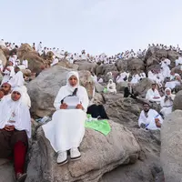 Momen Puncak Ibadah Haji, Jutaan Umat Muslim Berkumpul di Padang Arafah
