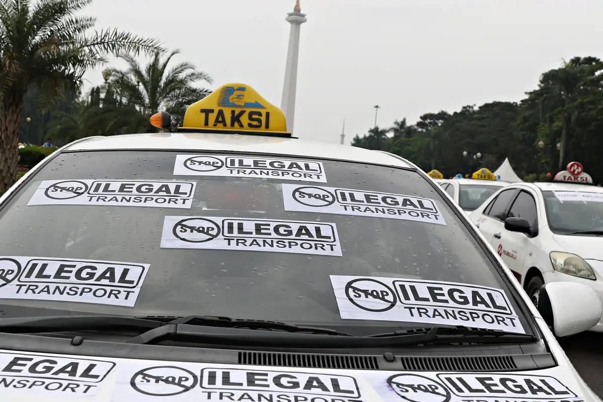 Pembelaan Netizen Soal Sopir Taksi Tuntut Blokir Angkutan Online
