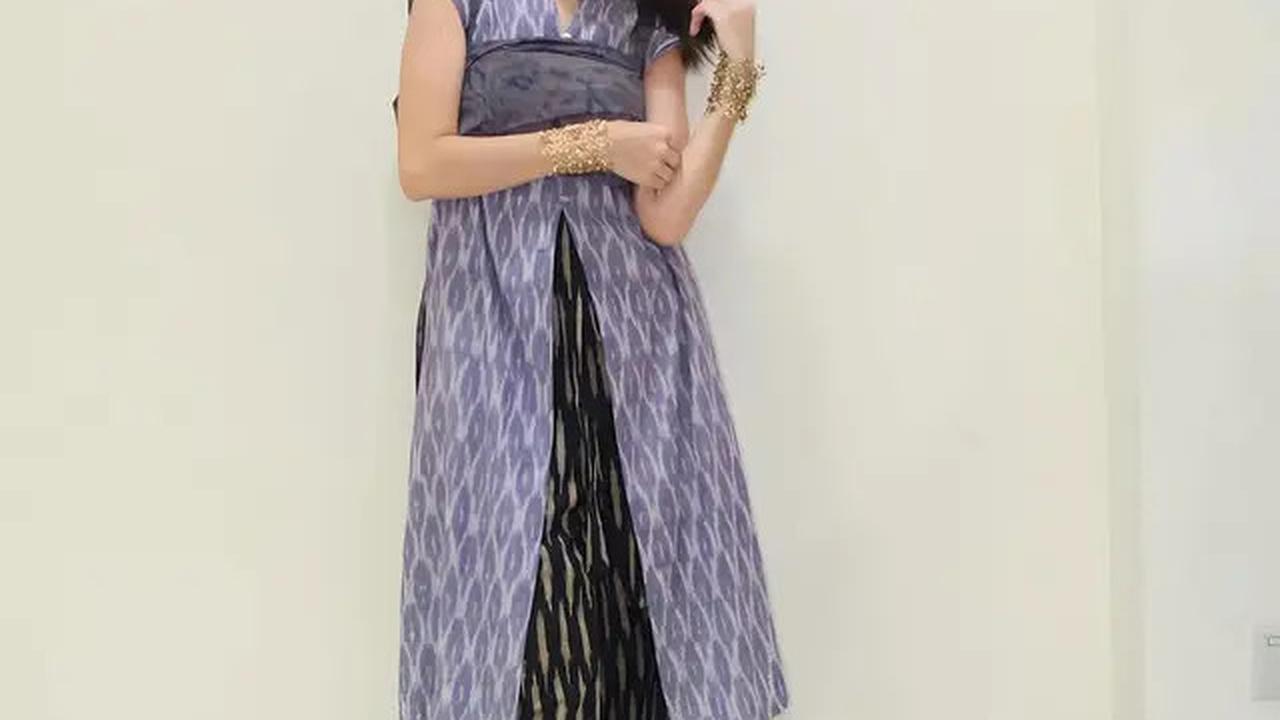 8 Potret Ayu Ting Ting Pakai Batik, Anggun dan Elegan di Berbagai Momen