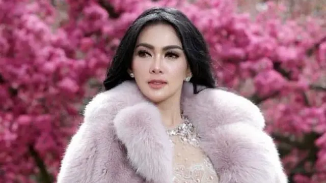 Syahrini (Instagram/princessyahrini)