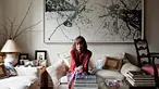 Wanita berusia 80 tahun ini menjadi model sebuah fashion terkemuka celine.Dalam foto-fotnya Joan berpose layaknya model papan atas yang sudah professional.Langkah berani itu pun juga diikuti oleh  Joni Mitchell yang juga menjadi model fashion terkena...
