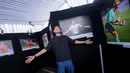 <p>Pemain Timnas Indonesia, Rizky Ridho berpose di samping foto Bambang Pamungkas dalam pameran foto Media Cup 2025 yang bertema "Timnas Indonesia dari Masa ke Masa" di Cibis, Cilandak, Jakarta Selatan, Selasa (28/10/2025). (Bola.com/Bagaskara Lazuardi)</p>