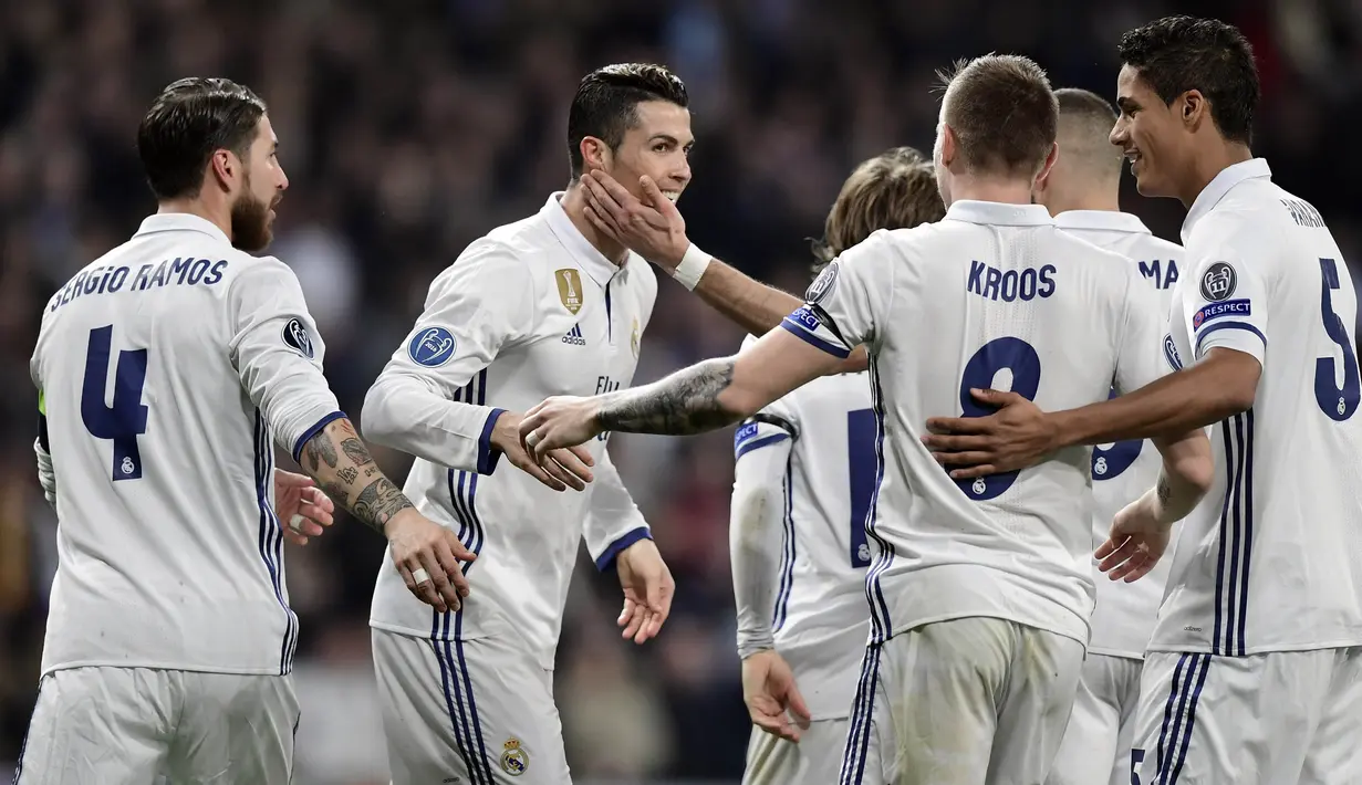 3. Real Madrid (La Liga) - 2,77 Miliar Poundsterling. (AFP/Javier Soriano)
