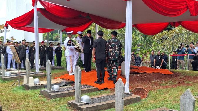 Penghormatan Terakhir Menhan Sjafrie Sjamsoeddin untuk Juwono Sudarsono