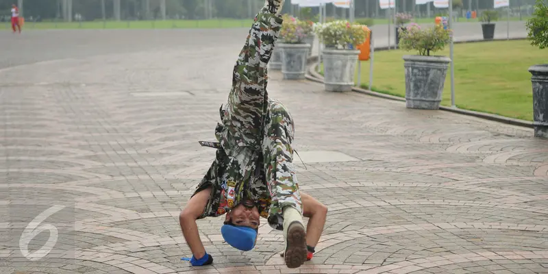 20160617-Kopral Bagyo Bikin Heboh Monas di HUT ke-70 Pomad-Jakarta