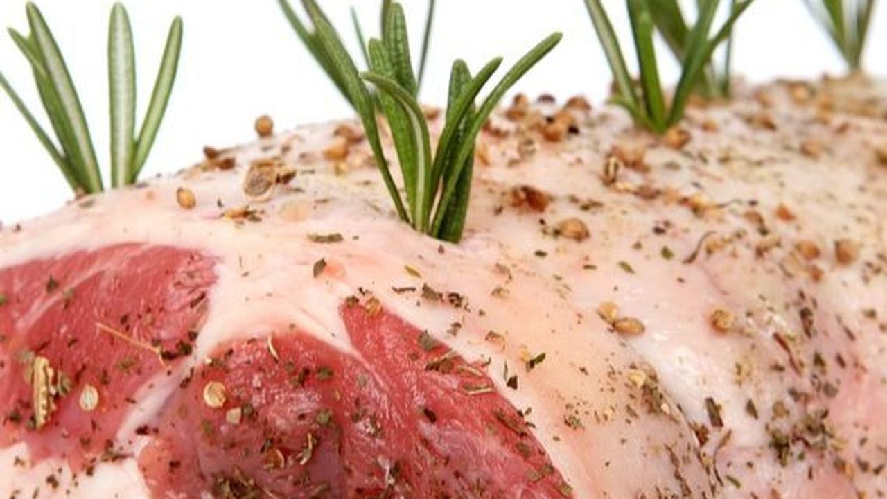 Hukum Menjual Daging Kurban