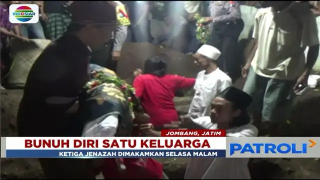 Usai dilakukan otopsi dan penyebab kematian korban diketahui, Selasa malam, 16 Januari 2018 ketiga anak ES dimakamkan di dekat rumahnya.