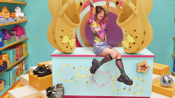 Ilustrasi Sepatu Crocs/MAP Active