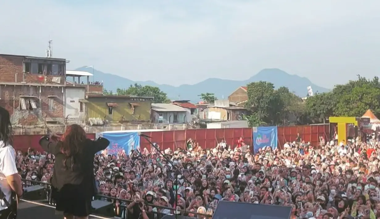 (Instagram/audyitem)