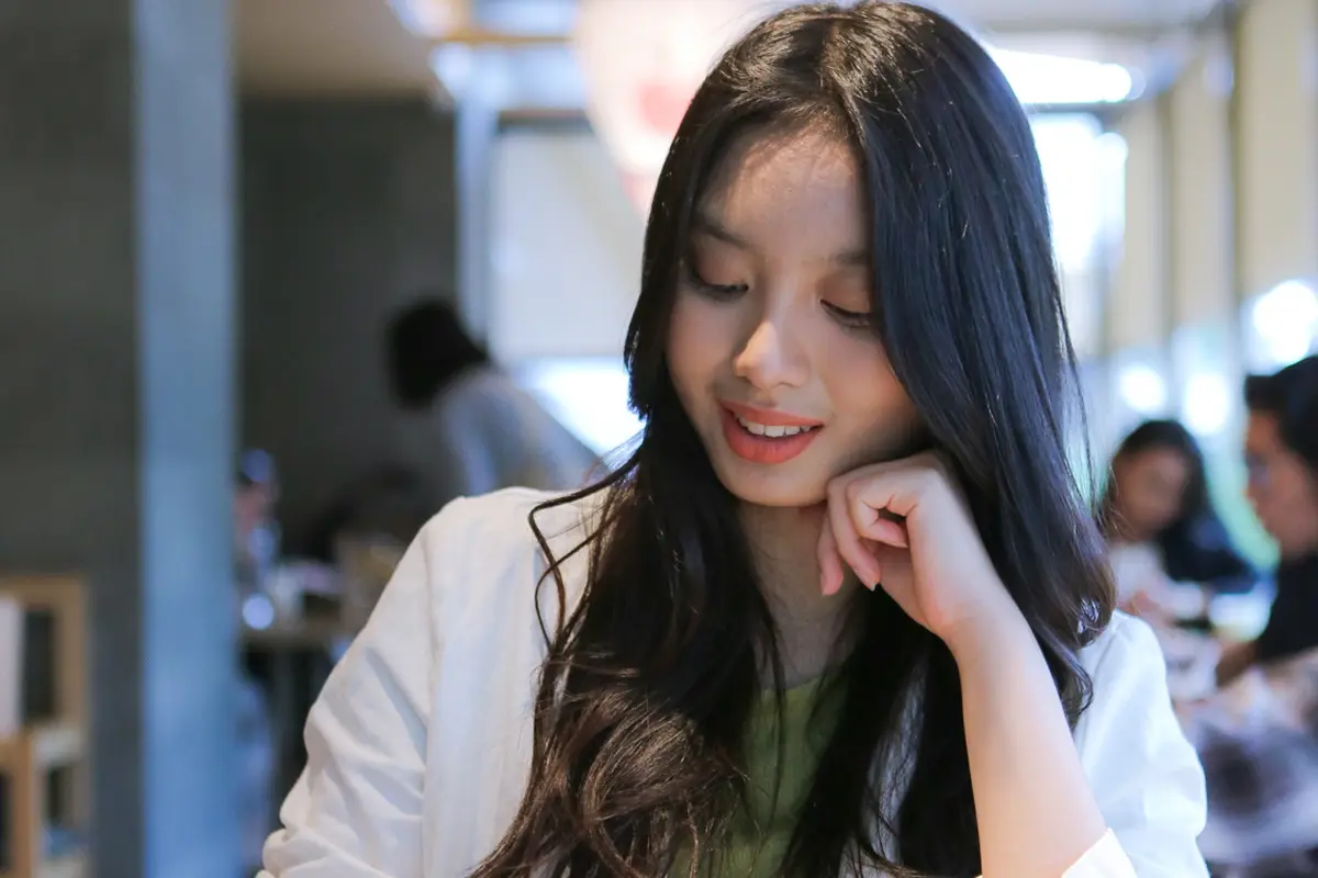 wanita februari soal karier