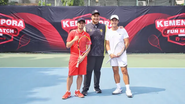Raffi Ahmad main tenis